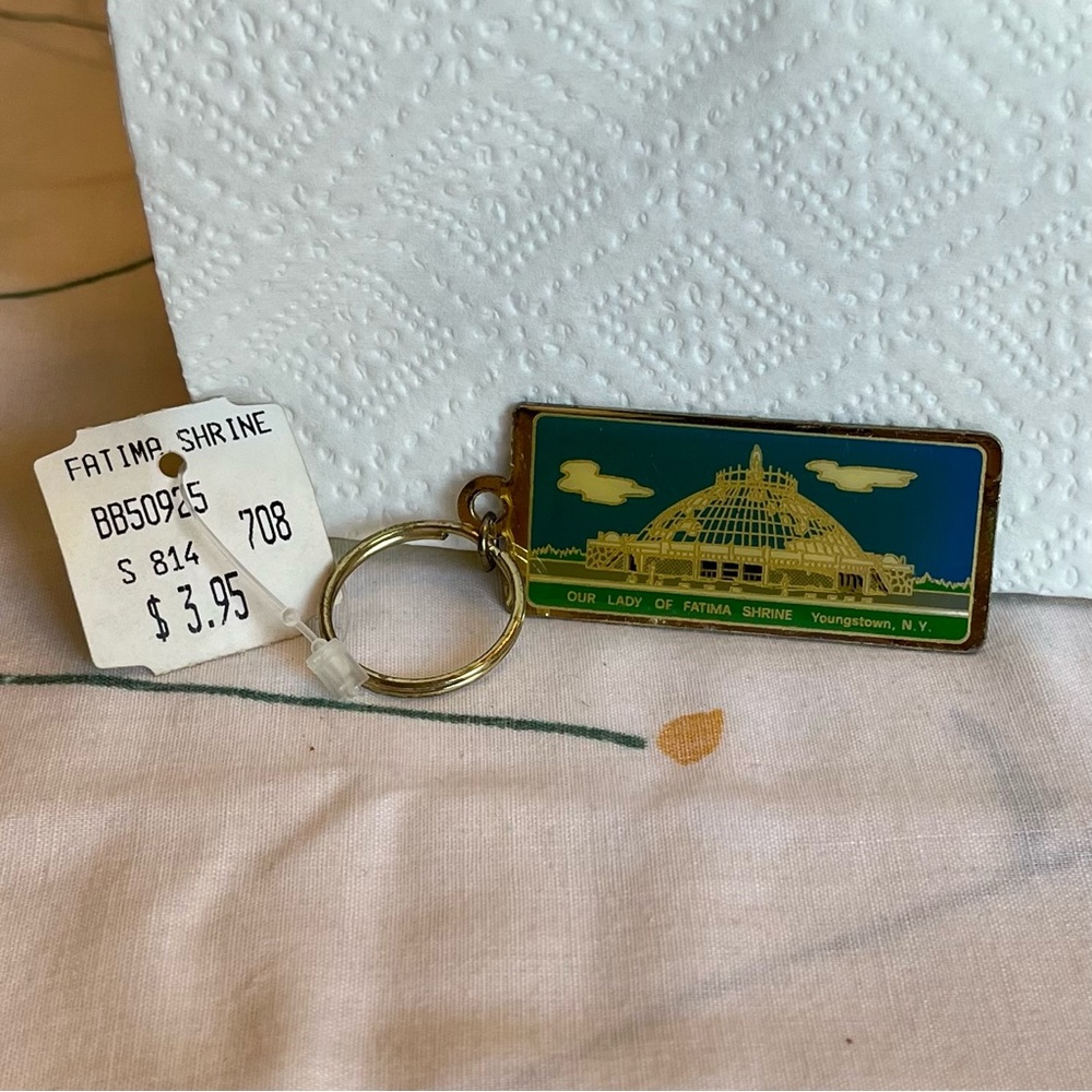Our Lady Of Fatima Shrine Key Chain Youngstown N.Y.